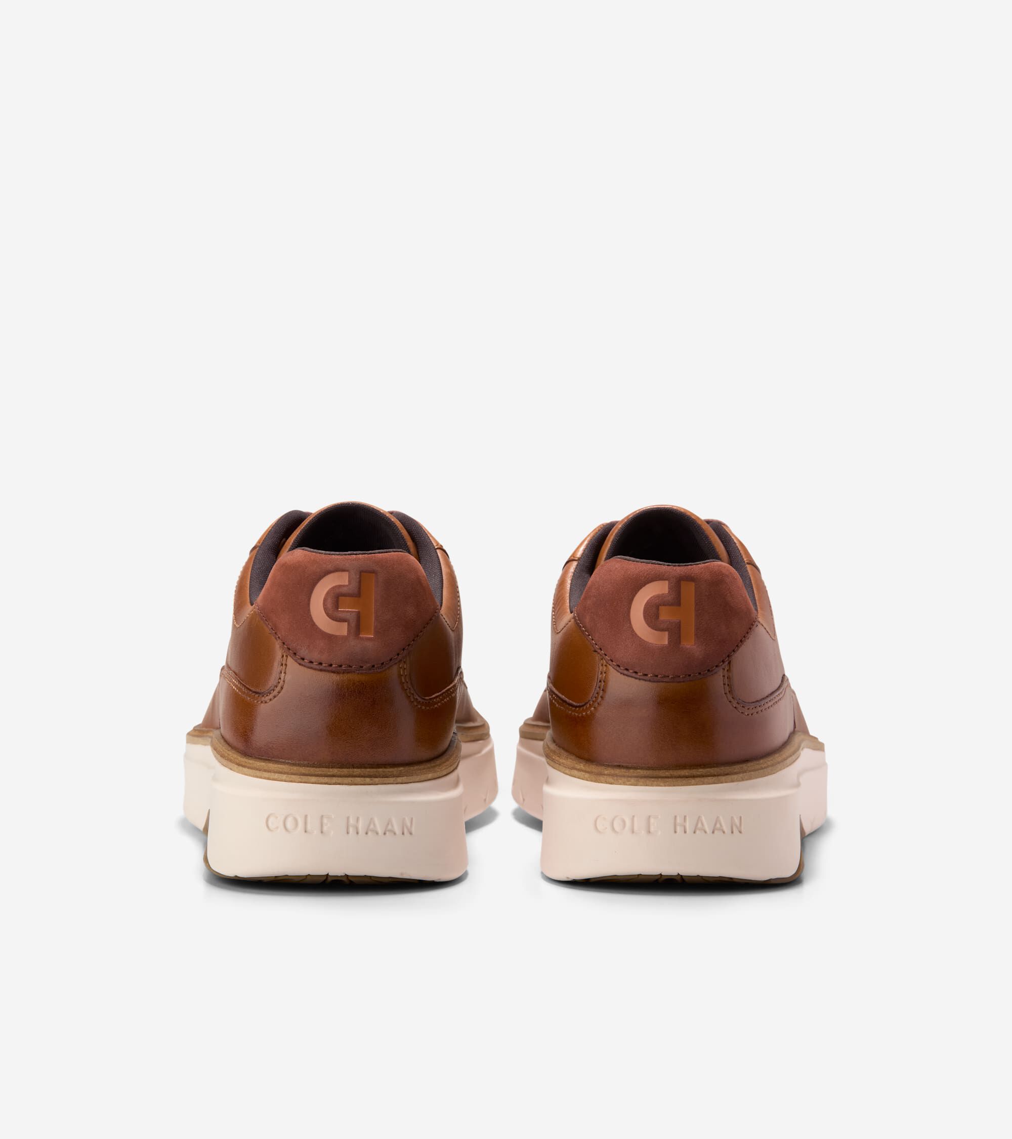 Men's GrandPrø FeatherArc Bike-Toe Sneaker - Image 3