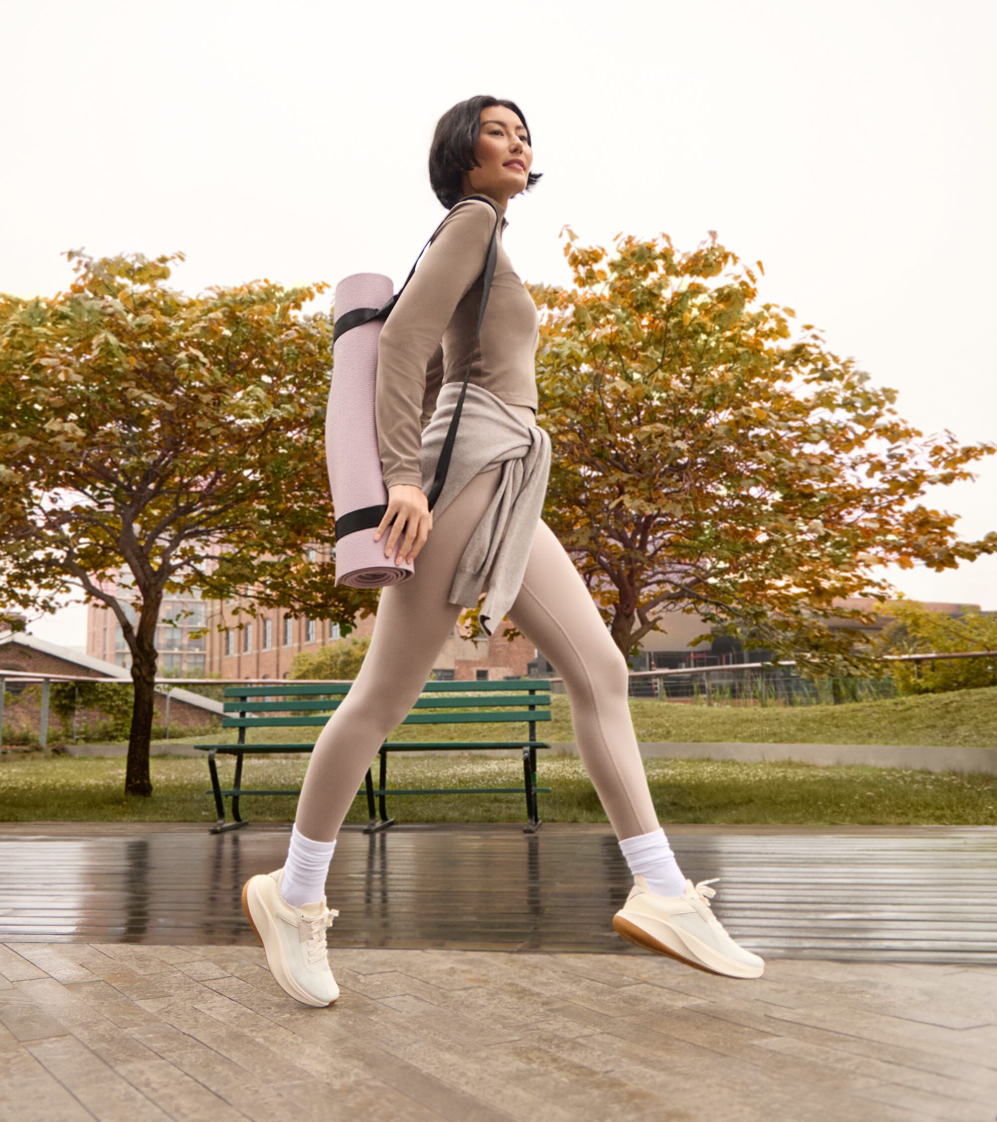 Women's GrandPrø All-Day Running Shoes - Image 2