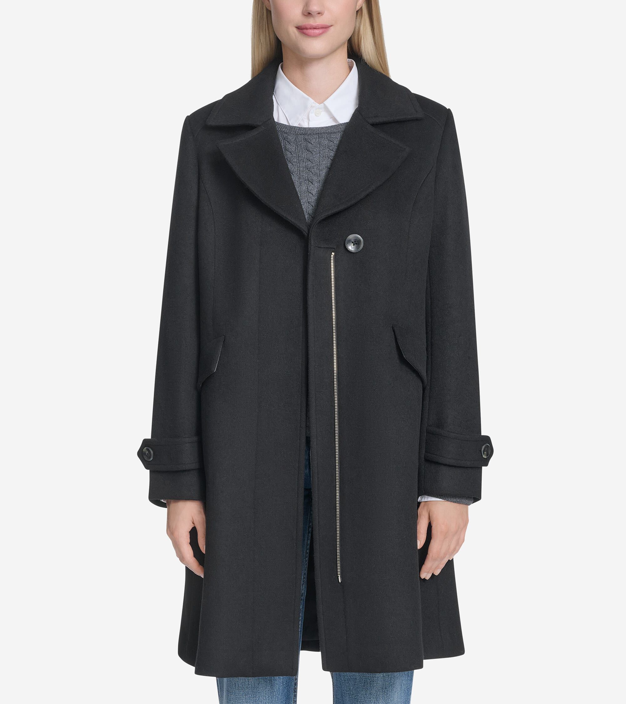 Women's Wool Pleated Coat - Image 3