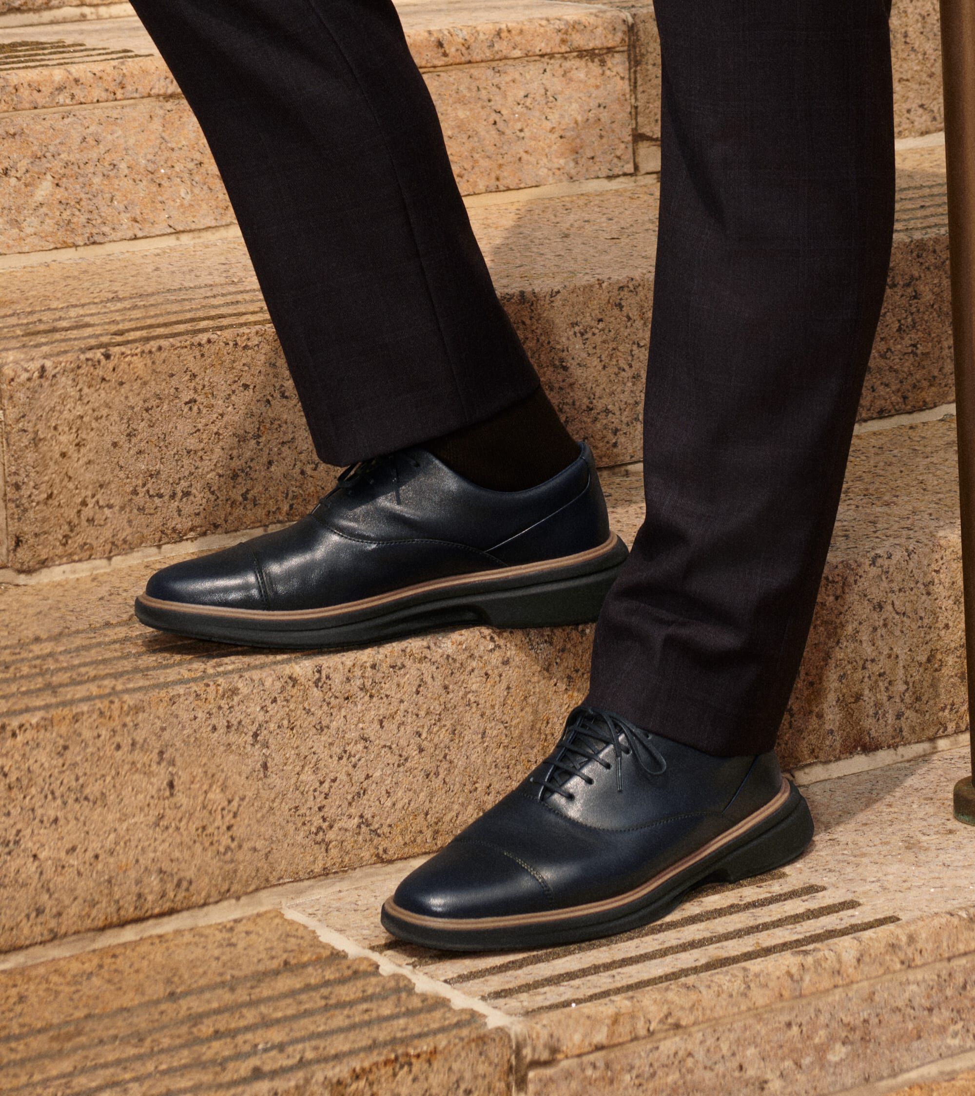 Men's ØriginalGrand CitySpectre Captoe Oxfords - Image 2