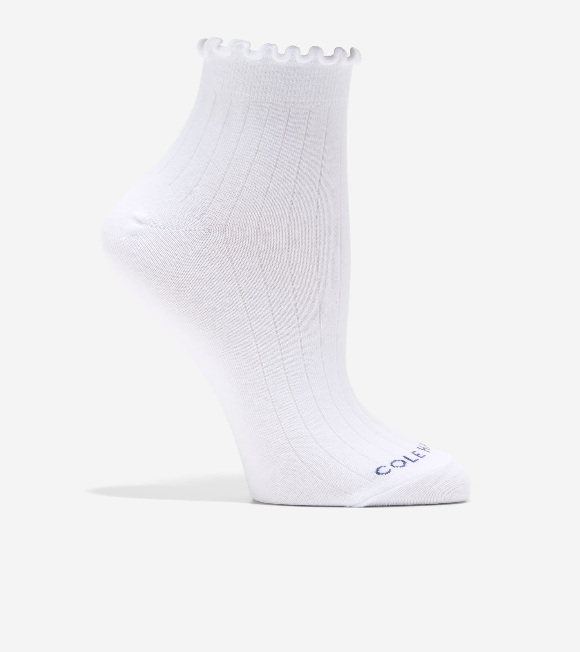 Women's 2-Pair Ruffle Quarter Ankle Socks - Image 2